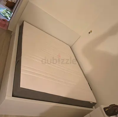 IKEA malam queen‑size bed (160 × 200 cm) with 2 storage drawers underneath and an IKEA mattress ✨