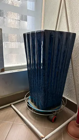 Flower Pot - Two Pots