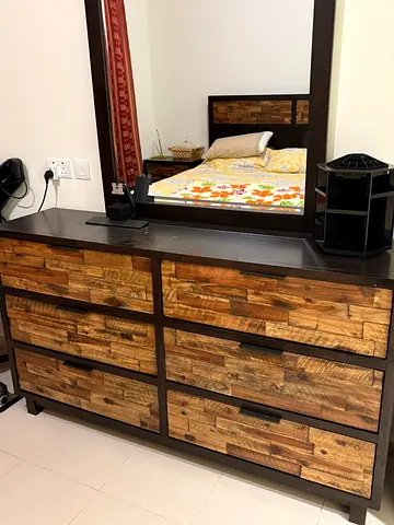 Entire Bedroom