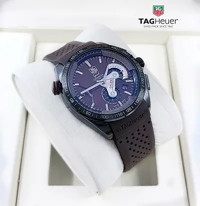 TAG heuer watch with chrono for men