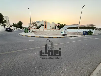 للبيع فى الشارقه منطقه شرقان قطعه ارض سكنيه مساحه 9200 قدم موقع مميز جدا زاويه على شارعين