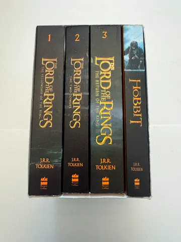 Lord of rings books - set of 4