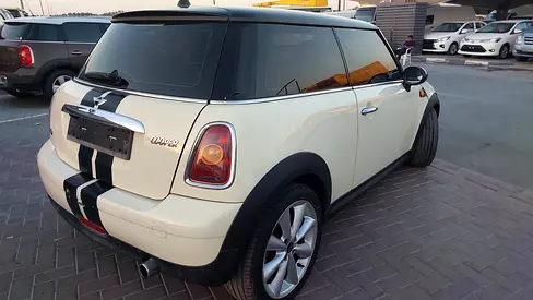 2011 MINI COOPER photo 6