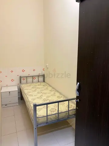 single partition male near to mall of The Emirates metro station