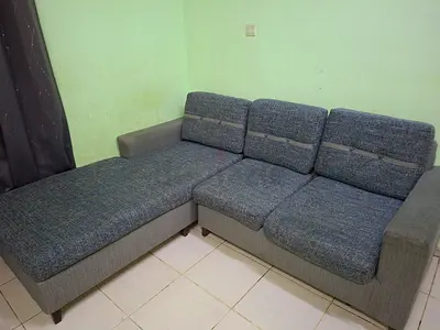 L-shaped 3-seater fabric sofa with chaise - good condition