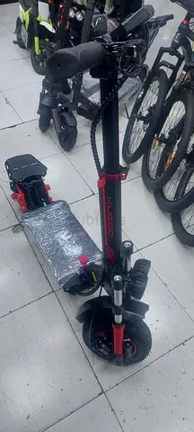 Scooter for delivery