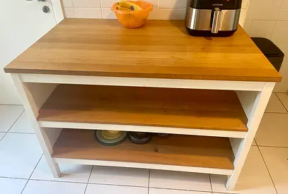 Kitchen island