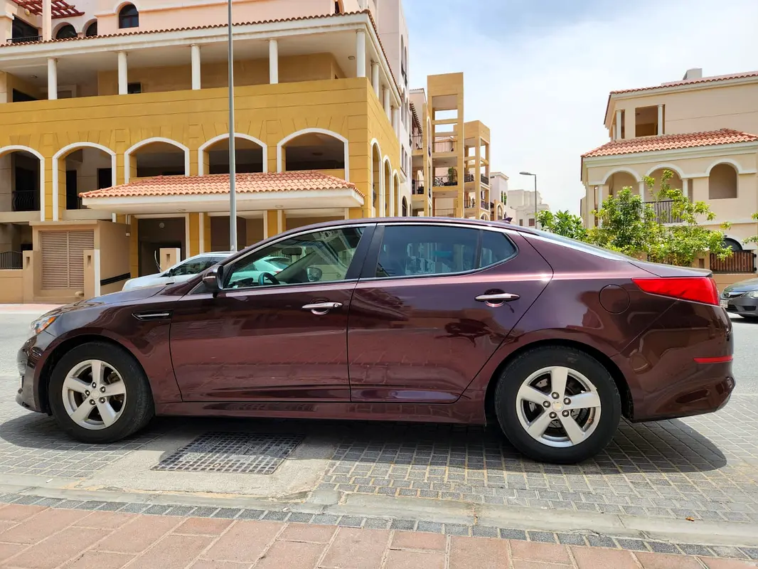 Kia Optima 2015 — photo 1 of 16