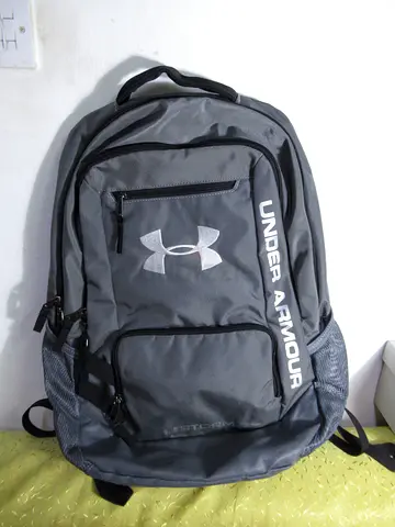UNDER ARMOUR BACKPACK