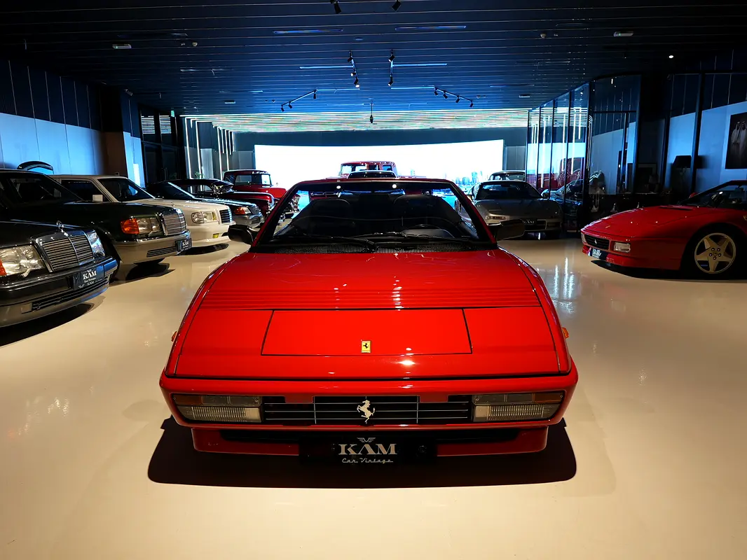 Ferrari Mondial T 1991 — photo 1 of 15