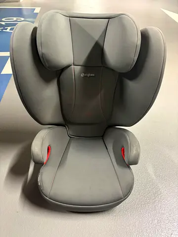 Cybex Grey Child Car Seat - Good Condition - 15-36kg