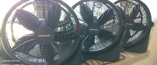 Set of 3 Black Table Fans - Working Condition for sure buyer negotiate the price