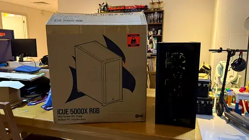 Corsair iCUE 5000X RGB Mid-Tower PC Case