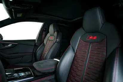 2025 AUDI RS Q8 thumbnail 17
