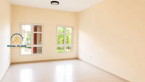 COMMUNITY VIEW | WELL MAINTAINED | NEAR TO METRO