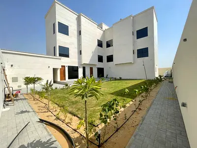 Spacious 7BR Luxury Villa with Garden &amp; Gym