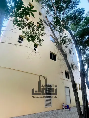 📍 Location: Muwaileh Commercial, Sharjah 📐 Land Area: 3,000 sq. ft. 🛣️ Location Feature: Situated on an 18-meter road 🌍 Ownership: Available for UAE Nationals and GCC Citizens