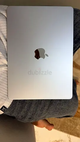 Macbook air 13 inch M4
