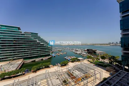 2BR w/ Balcony| Scenic Water Views| Prime Location