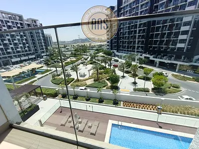 Luxurious and spacious studio apartment with fully fitted kitchen only 55k ready to move