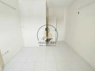 SPACIOUS ONE BEDROOMHALL // PRIME LOCATION // FAMILY BUILDING // REASONABLE PRICE // EASY ACCESS TO