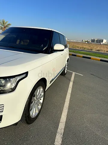 Land Rover Range Rover HSE 2016 | GCC Specs | Well Maintained