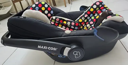 Maxi-Cosi Infant Car Seat (Baby Carrier) - Good Condition
