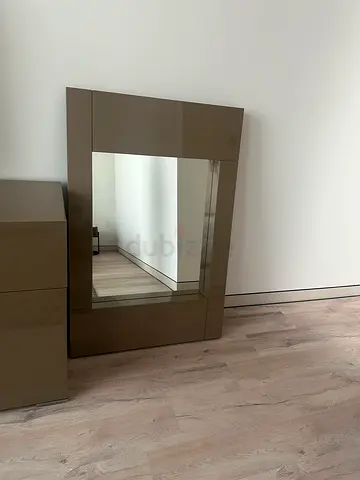 Wall mirrors