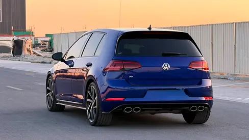صورة 6 لـ 2019 Volkswagen GOLF R