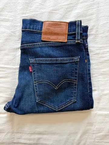 Levis Blue Denim Jeans - Classic Fit (Pre-owned)