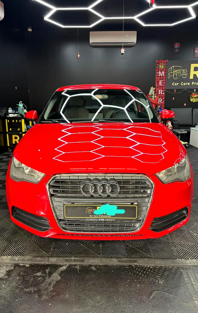 Audi A1 2013 — photo 1 of 8