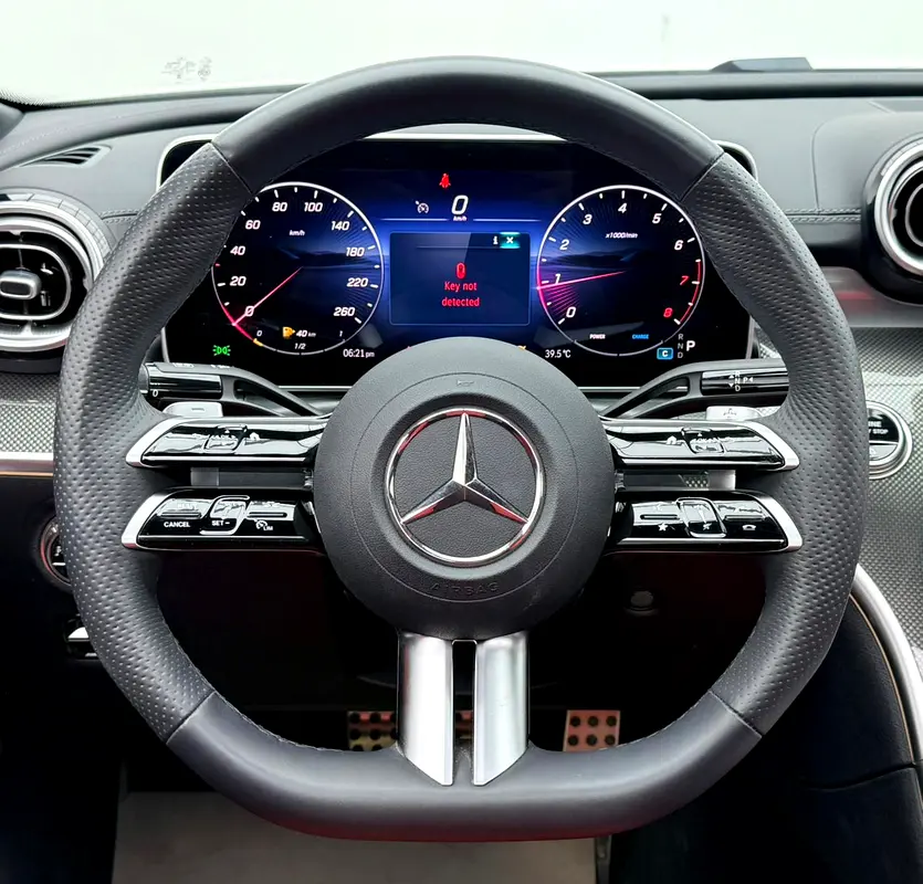 Mercedes-Benz C-Class 2025