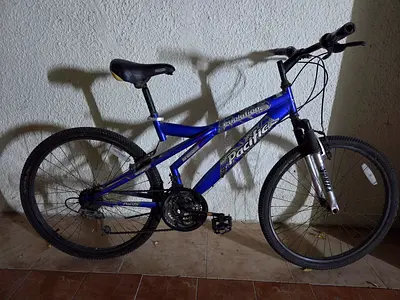 Blue Pacific mountain bike - good working condition