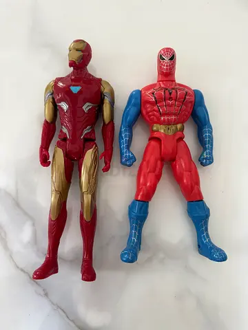 Set of 2 Superhero Action Figures - Spider-Man  Iron Man