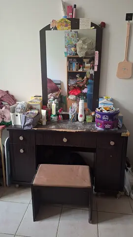 Dark wood dressing table with mirror and stool - average condition