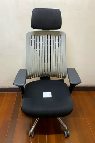 Truly ergonomic office chair