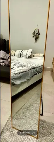Full-Length Mirror for Sale – 20 AED | Majan