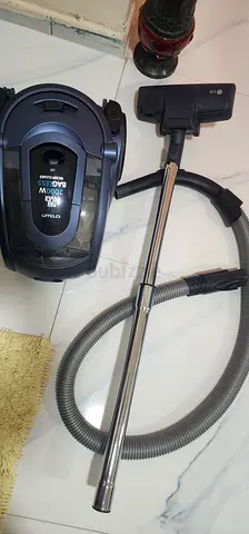LG Crown 2000W Bagless Vacuum Cleaner