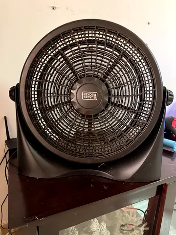 Electric fan black and decker