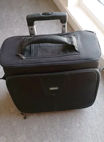 CARRY-ON ROLLER BAG