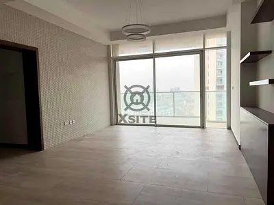 Modern 2 BR |Huge Layout| Ready to Move