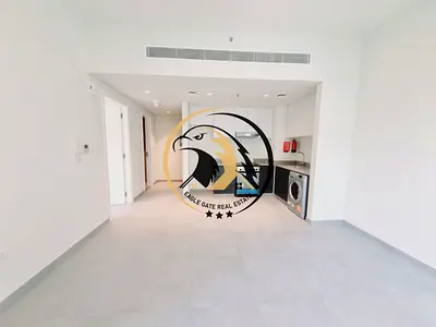 FABULOUS APARTMENT MASSIVE SIZE WINDOWS LUXURY LIVING AREA