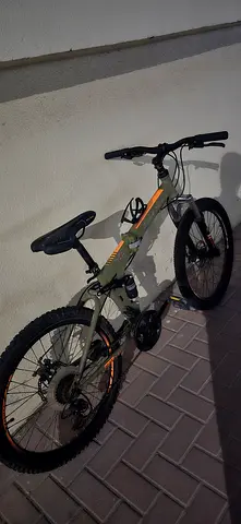 Land Rover Foldable cycle