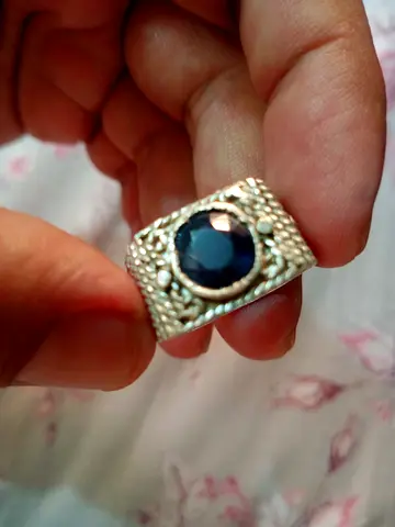 Blue sapphire Ring