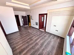Brand new apartment, second occupancy - Super Class A finishing - Large area - Card entry system - B