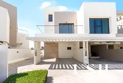 Vacant 5 Bedroom | Large Plot | Ready to Move