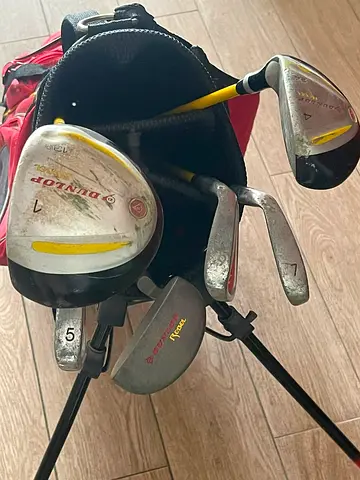 Dunlop Rebel Junior Golf Club Set with Stand Bag (Perfect Starter Set)