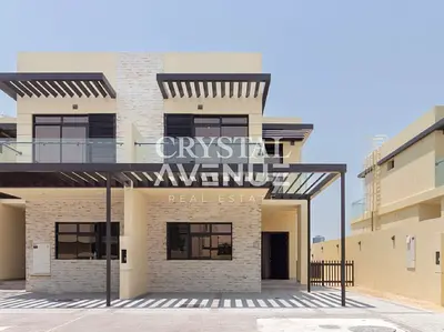 Single Row | 4BR Villa | Golf Community | Private Yard | Unfurnished