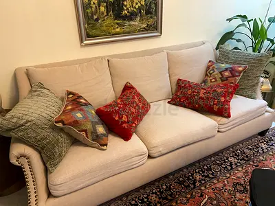3-seater linen beige fabric sofa with cushions - good condition