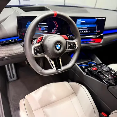 صورة مصغرة 8 لـ 2026 BMW M5